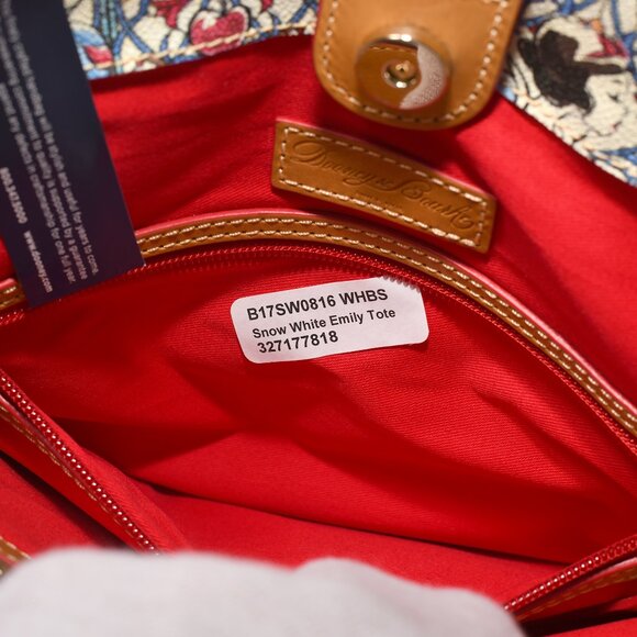 Dooney & Bourke Disney Parks Snow White Emily Tote Dream Big Princess NWT - Picture 8 of 10